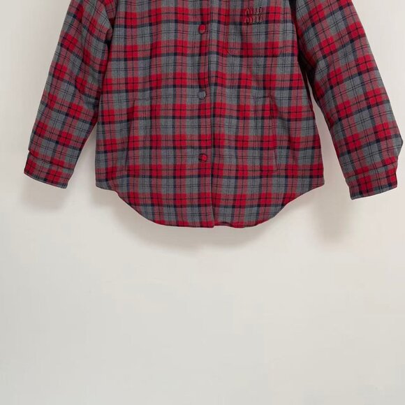 Red and Gray Checkered Down Vintage Jacket - Picture 4 of 10